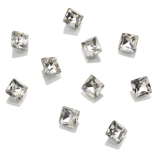CRYSTALS - POINTED BACK - Square 4mm/6mm