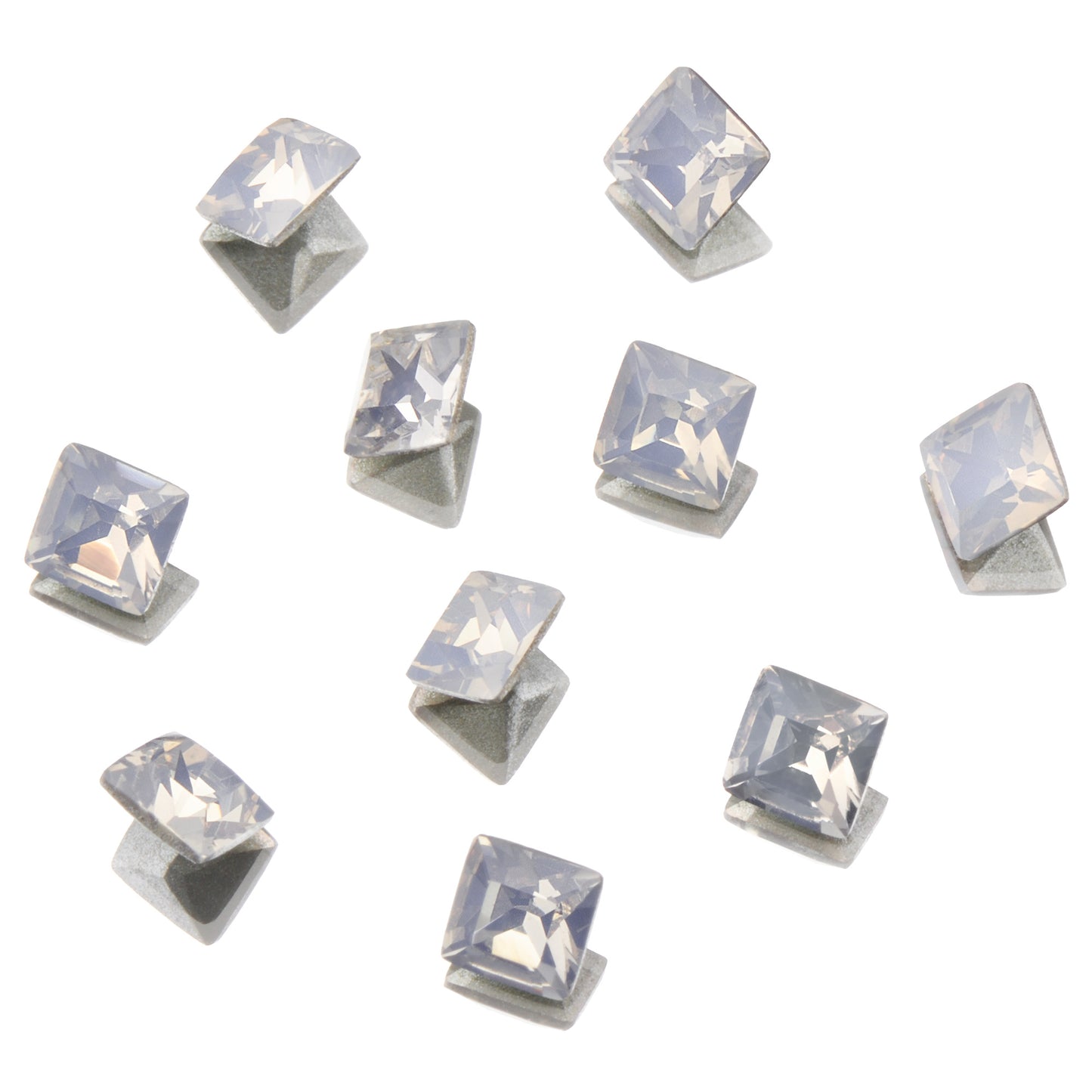 CRYSTALS - POINTED BACK - Square 4mm/6mm