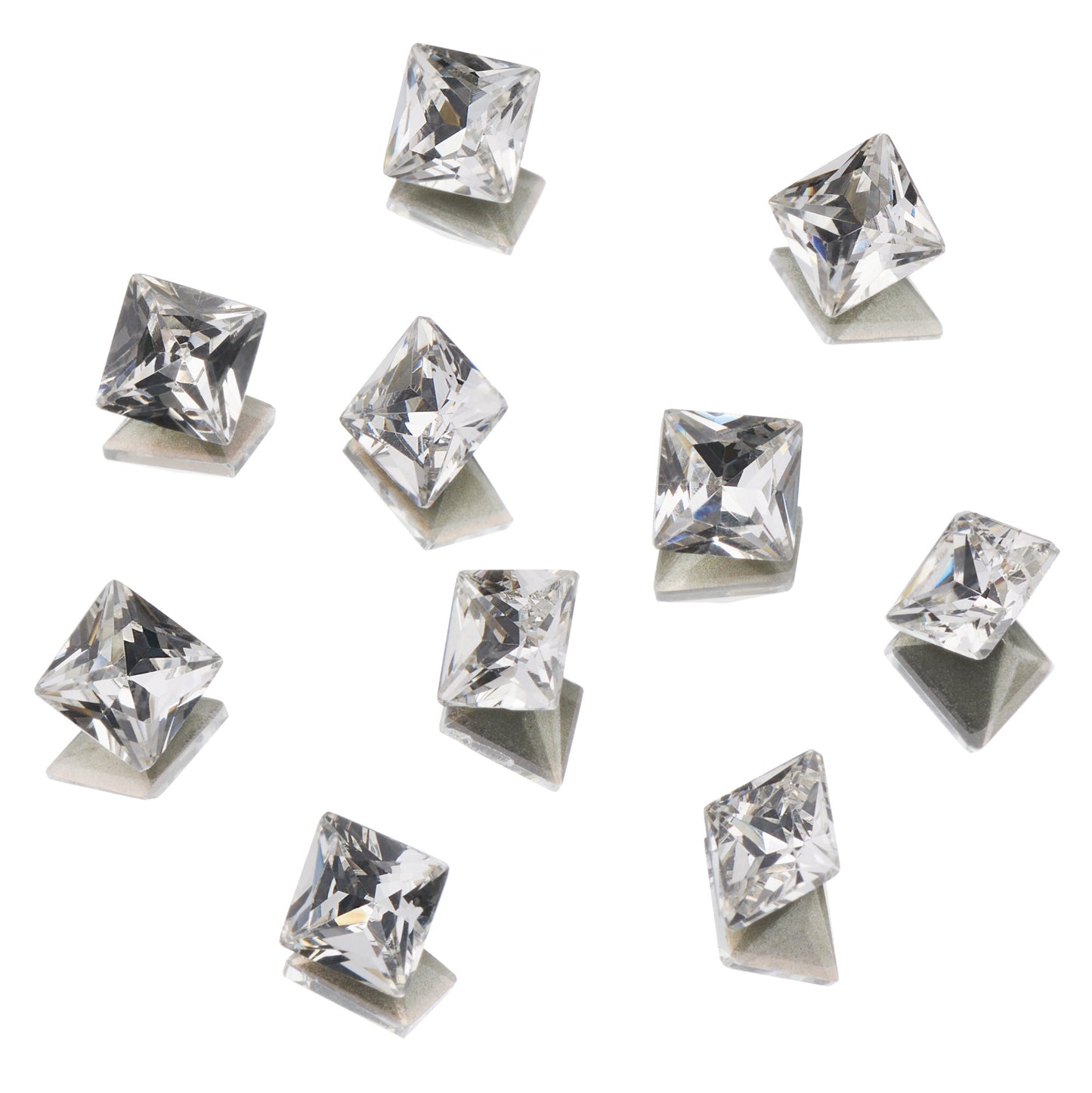 CRYSTALS - POINTED BACK - Square 4mm/6mm